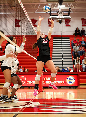 1678 Centennial vs Roseville Girls JV Volleyball