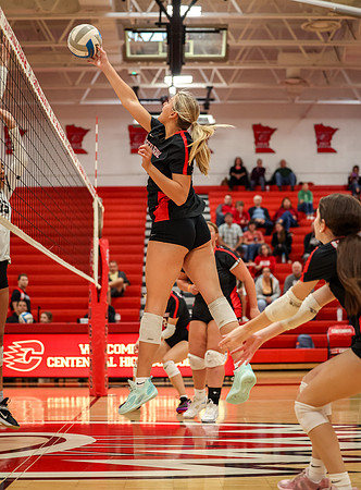 1711 Centennial vs Roseville Girls JV Volleyball