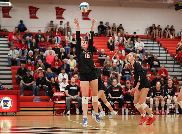 3347 Centennial vs Roseville Girls Varsity Volleyball