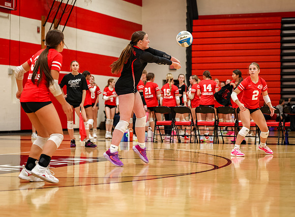 1032 Centennial vs Roseville Girls A Volleyball