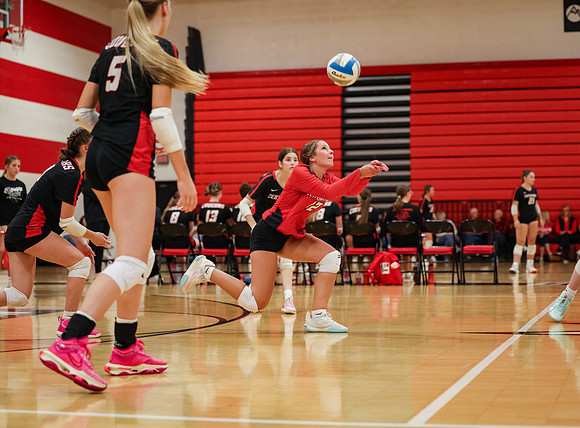 2546 Centennial vs Roseville Girls JV Volleyball