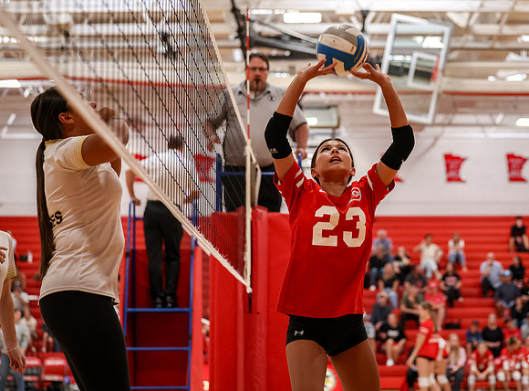 0332 Centennial vs Andover Girls 9B Volleyball