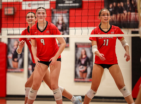 5553 Centennial vs Andover Girls Varsity Volleyball_