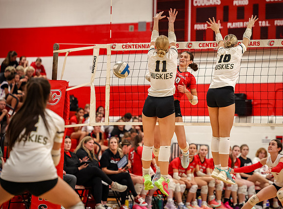 5643 Centennial vs Andover Girls Varsity Volleyball_