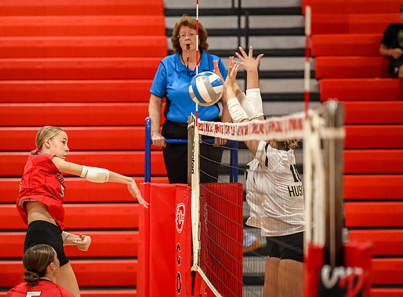 6164 Centennial vs Andover Girls Varsity Volleyball_