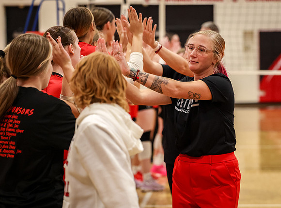 6827 Centennial vs Andover Girls Varsity Volleyball_