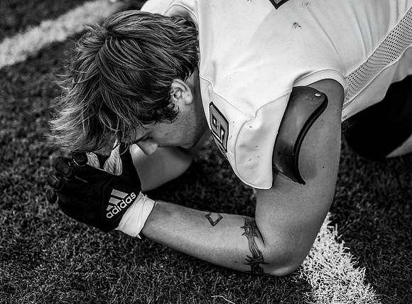 0014 Centennial vs Champlain Varsity Football-Edit
