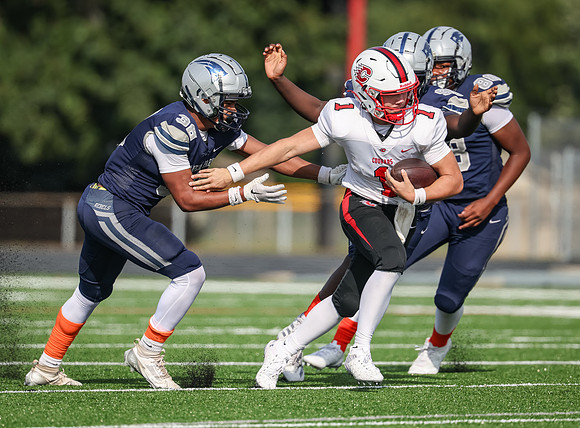0110 Centennial vs Champlain JV Football