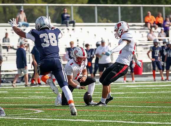0489 Centennial vs Champlain JV Football