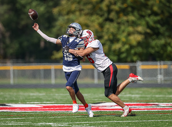 0958 Centennial vs Champlain JV Football