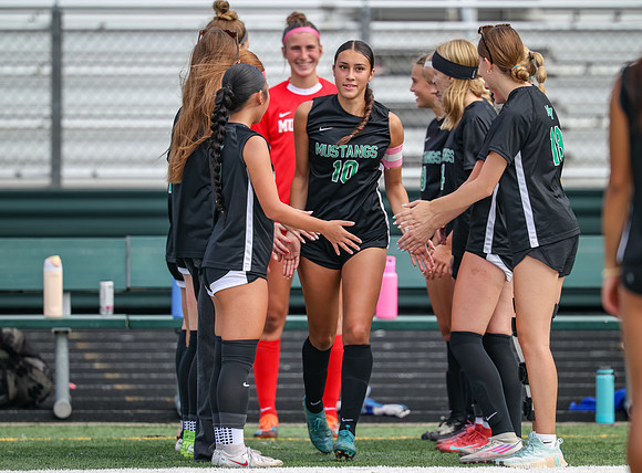 0340 Mounds View vs Centennial Varsity Soccer