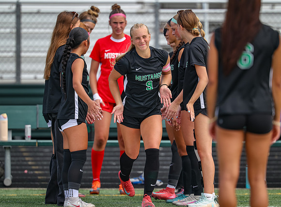 0334 Mounds View vs Centennial Varsity Soccer