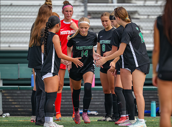 0353 Mounds View vs Centennial Varsity Soccer