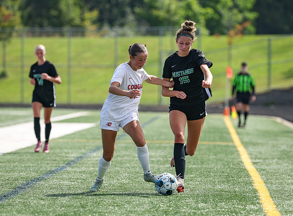 0920 Mounds View vs Centennial Varsity Soccer