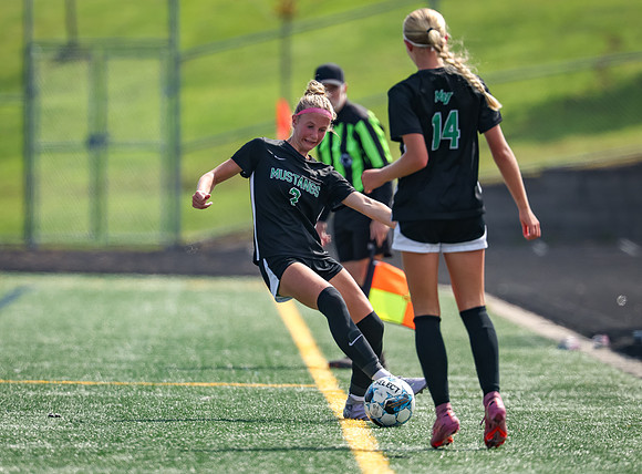 0953 Mounds View vs Centennial Varsity Soccer