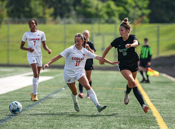 1061 Mounds View vs Centennial Varsity Soccer