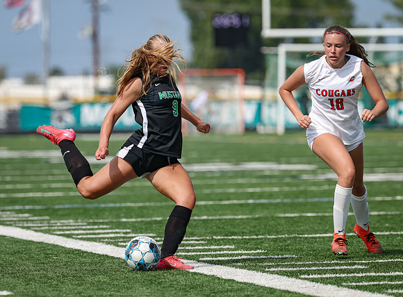 1297 Mounds View vs Centennial Varsity Soccer