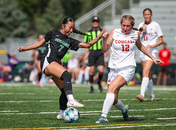 1621 Mounds View vs Centennial Varsity Soccer
