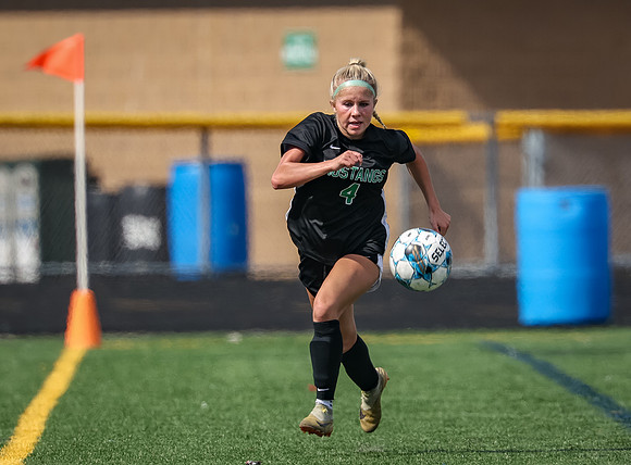 1752 Mounds View vs Centennial Varsity Soccer