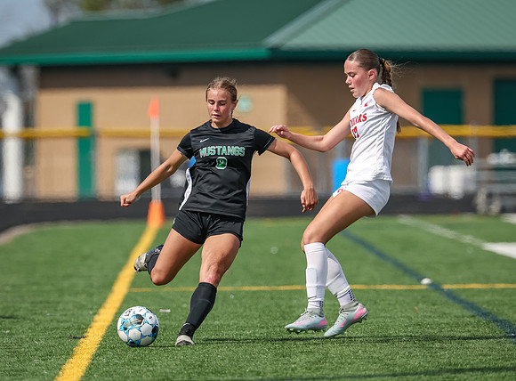 1732 Mounds View vs Centennial Varsity Soccer