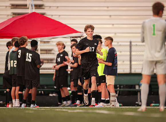 0237 Mounds View vs Roseville Varsity Soccer-Edit