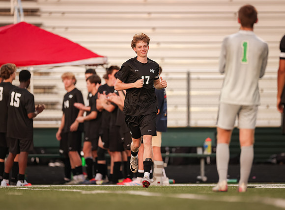 0238 Mounds View vs Roseville Varsity Soccer-Edit