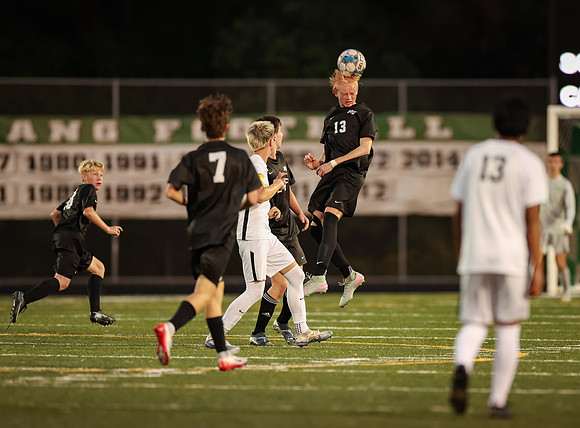 0342 Mounds View vs Roseville Varsity Soccer-Edit