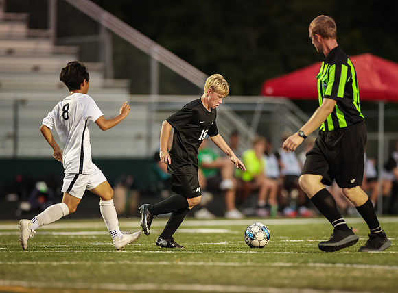 0370 Mounds View vs Roseville Varsity Soccer-Edit