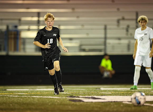 0536 Mounds View vs Roseville Varsity Soccer-Edit