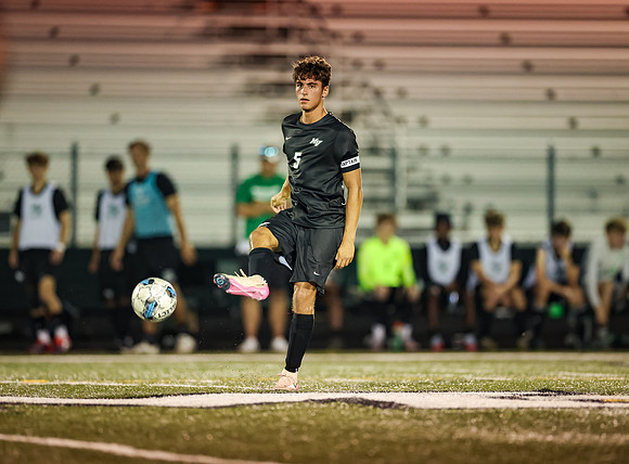 0519 Mounds View vs Roseville Varsity Soccer-Edit