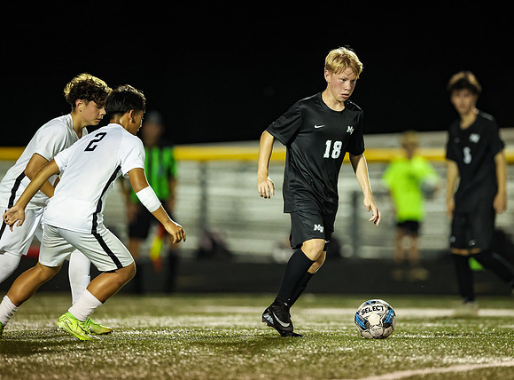 0592 Mounds View vs Roseville Varsity Soccer-Edit
