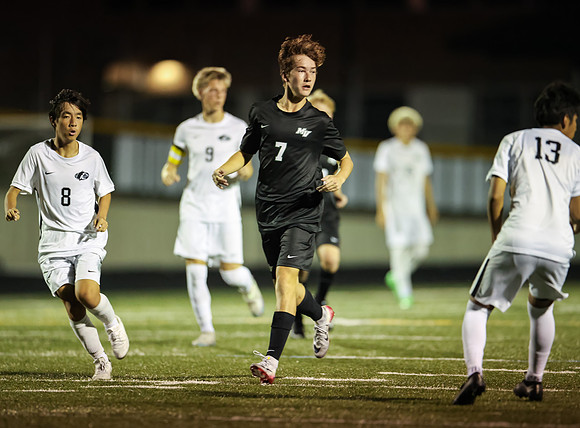 0687 Mounds View vs Roseville Varsity Soccer-Edit