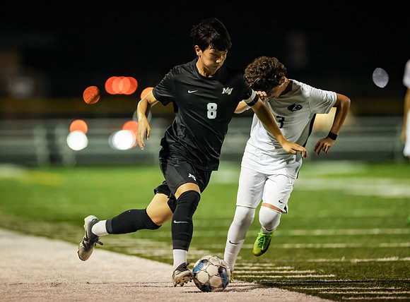 0760 Mounds View vs Roseville Varsity Soccer-Edit
