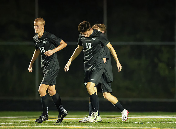 0866 Mounds View vs Roseville Varsity Soccer-Edit