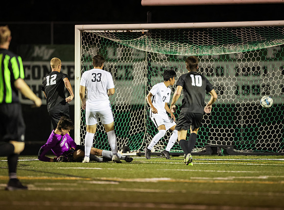 0857 Mounds View vs Roseville Varsity Soccer-Edit
