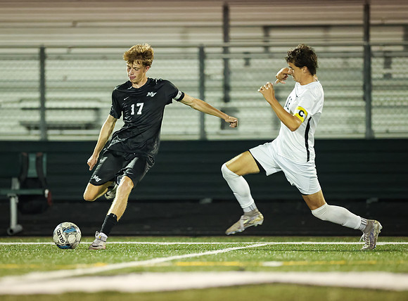 0900 Mounds View vs Roseville Varsity Soccer-Edit