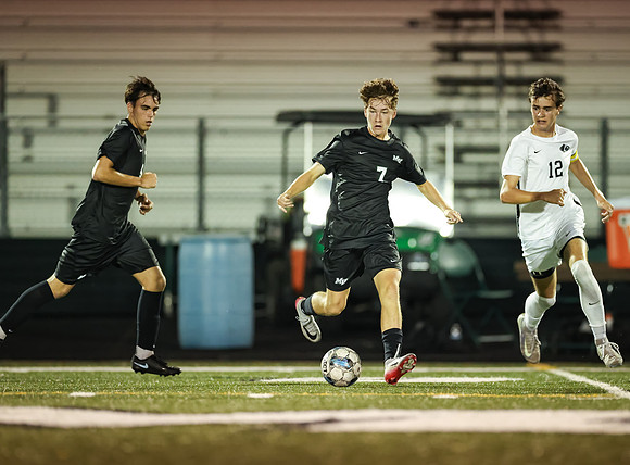 0995 Mounds View vs Roseville Varsity Soccer-Edit