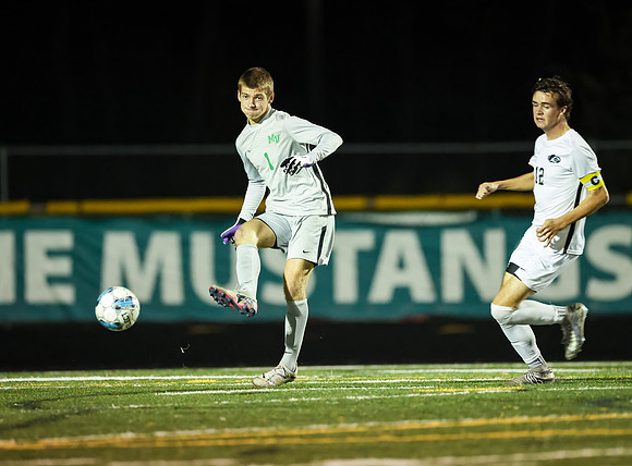 0976 Mounds View vs Roseville Varsity Soccer-Edit