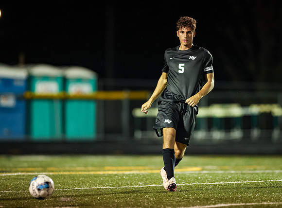 1045 Mounds View vs Roseville Varsity Soccer-Edit