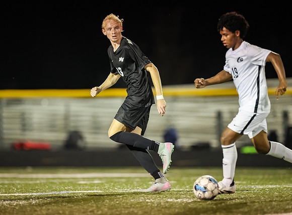 1240 Mounds View vs Roseville Varsity Soccer-Edit