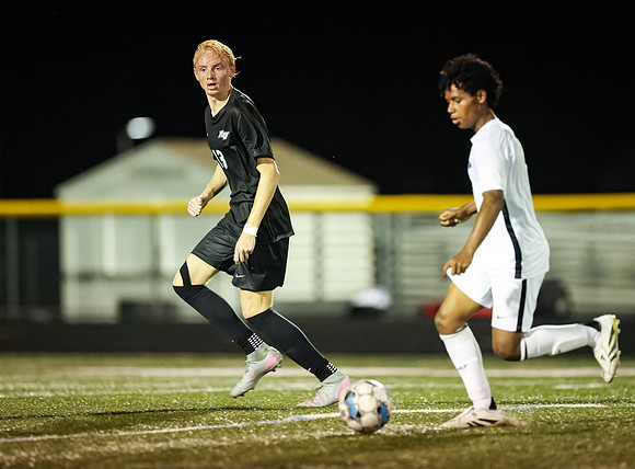 1245 Mounds View vs Roseville Varsity Soccer-Edit