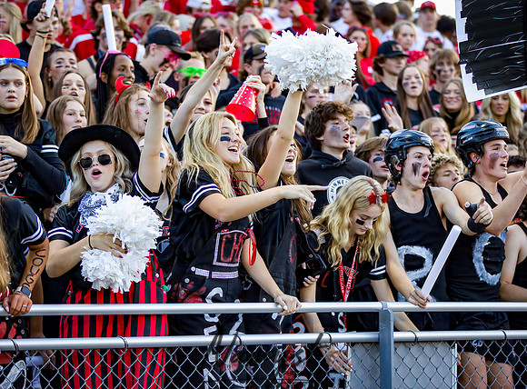 Centennial vs Wayzata Varsity Football 1380