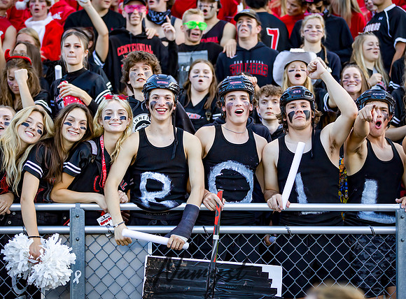 Centennial vs Wayzata Varsity Football 1370