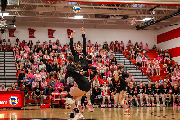 039 Centennial vs Rogers Girls Varsity Volleyball