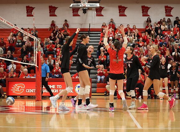 Centennial vs Blaine Girls Varsity Volleyball 14