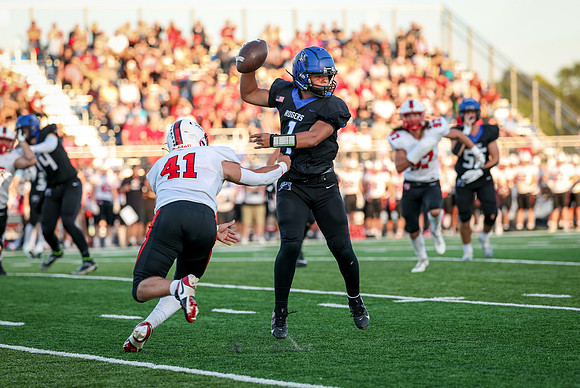 081 Centennial vs Roger Varsity Football