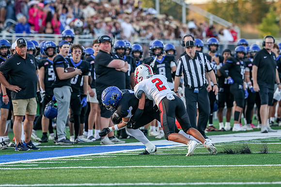 084 Centennial vs Roger Varsity Football