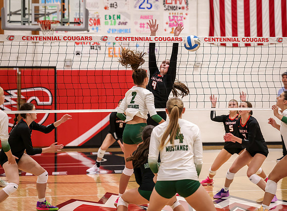 Centennial vs Mounds View Girls Varsity Volleyball 172