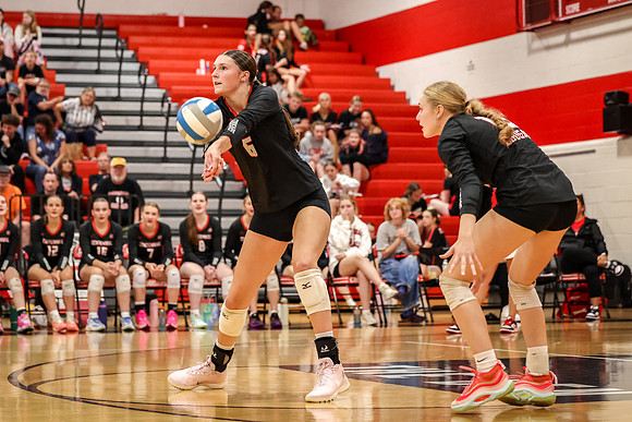 0430 Centennial vs Coon Rapids Girls Varsity Volleyball