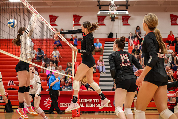 0655 Centennial vs Coon Rapids Girls Varsity Volleyball